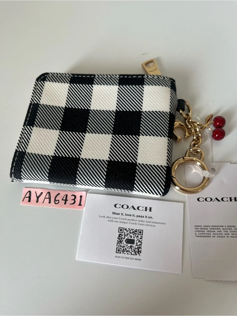 Coach Small Corner Zip Wallet With Gingham Print And Charms🎈🎈
